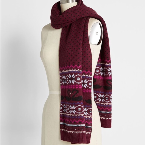 Modcloth Accessories - NWT ModCloth This Swans For You Scarf 🦢